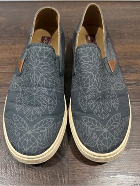 Slip-On Olukai Canvas Shoes